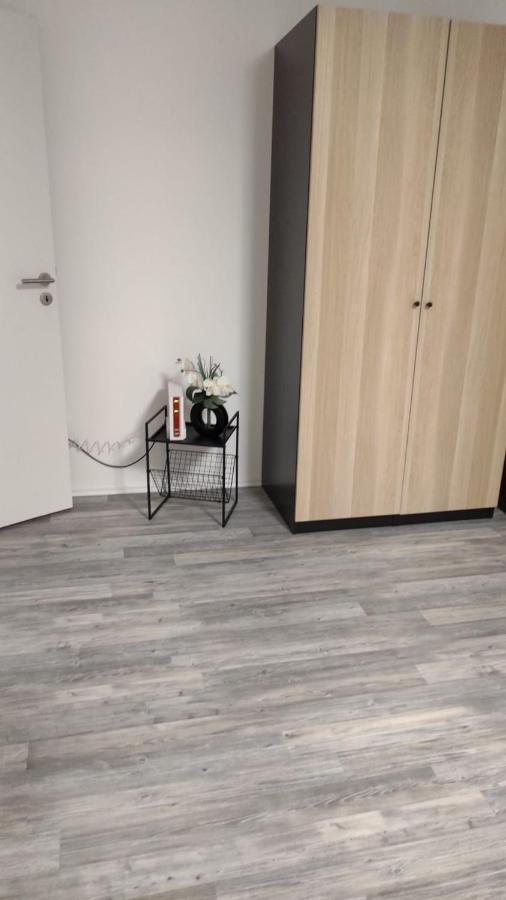Estrella24 Living Rooms Chicago Remscheid Exteriér fotografie